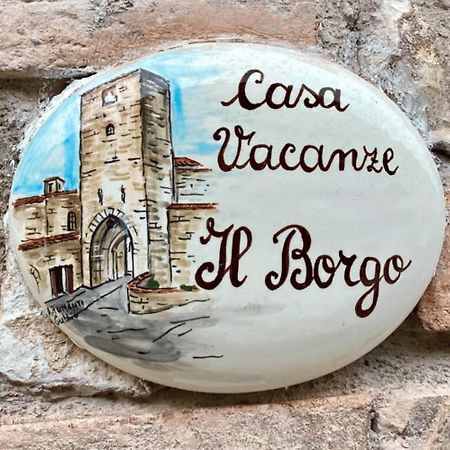 Casa Vacanze Il Borgo Gubbio Exterior photo