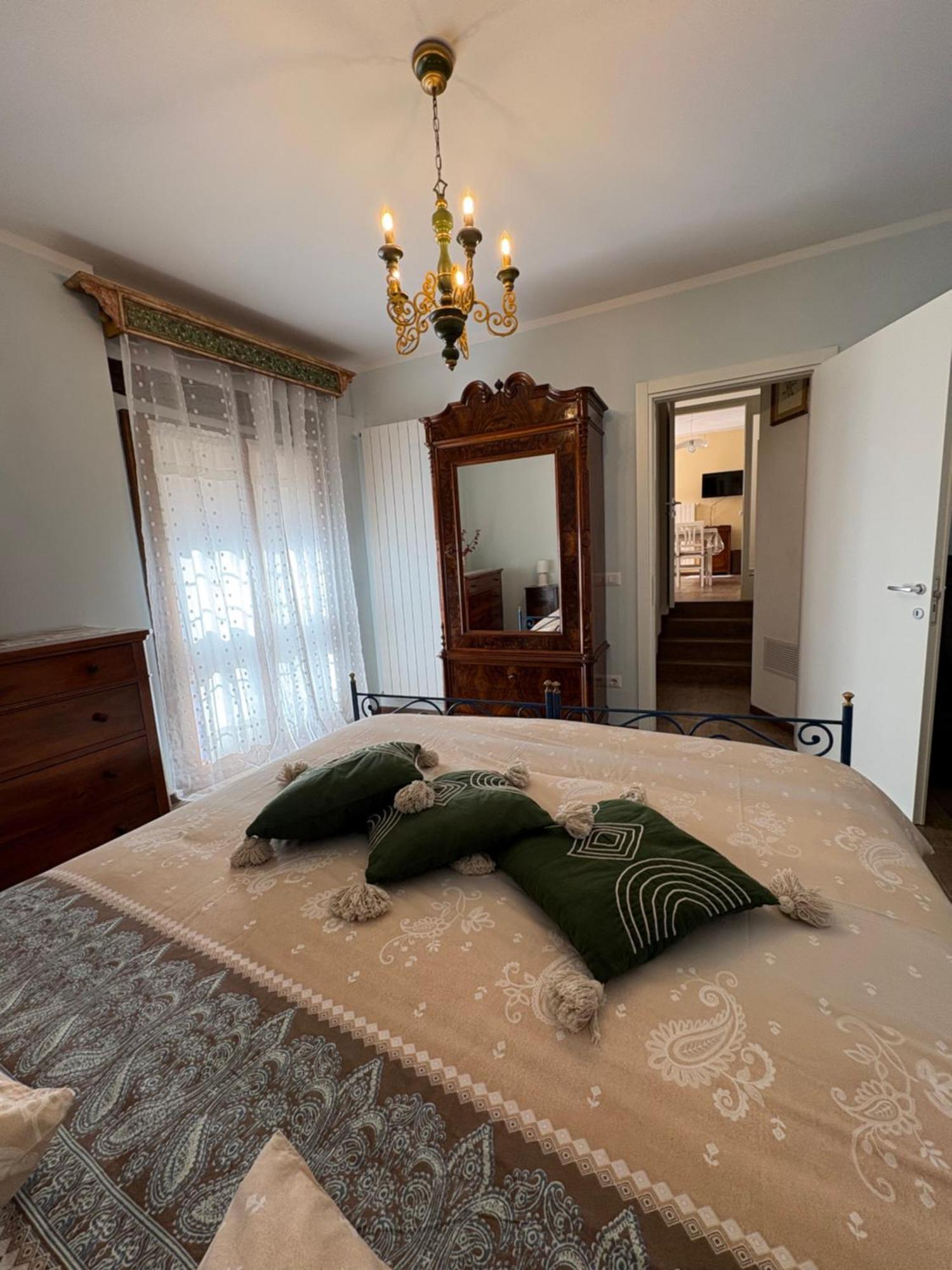 Casa Vacanze Il Borgo Gubbio Exterior photo
